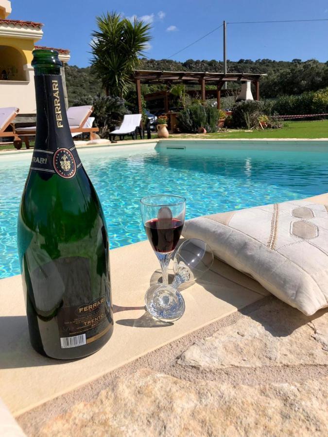 Villa Saige , Piscina Ad Uso Esclusivo, Con Idromassaggio Alghero Bagian luar foto