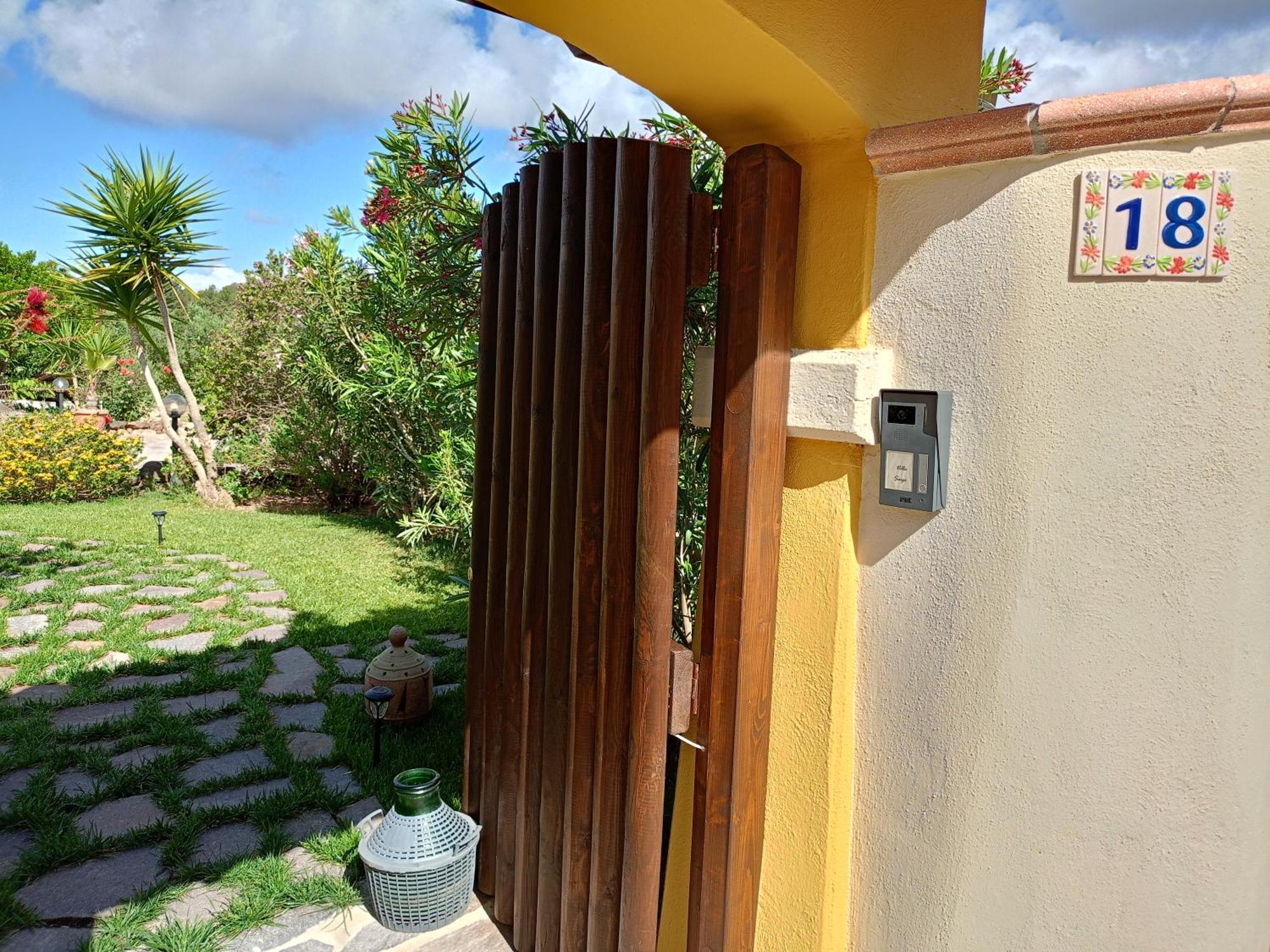 Villa Saige , Piscina Ad Uso Esclusivo, Con Idromassaggio Alghero Bagian luar foto